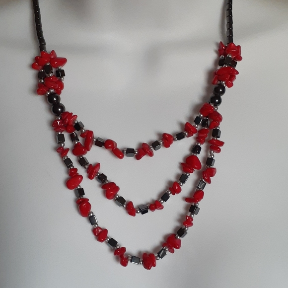 Vintage Hematite & Natural Red Coral Necklace NWOT - Picture 1 of 4
